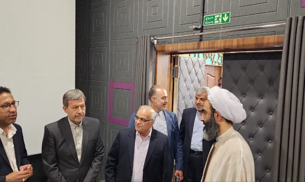 بازدید دکتر جمالی نژاد از سینما فرهنگ خمینی شهر